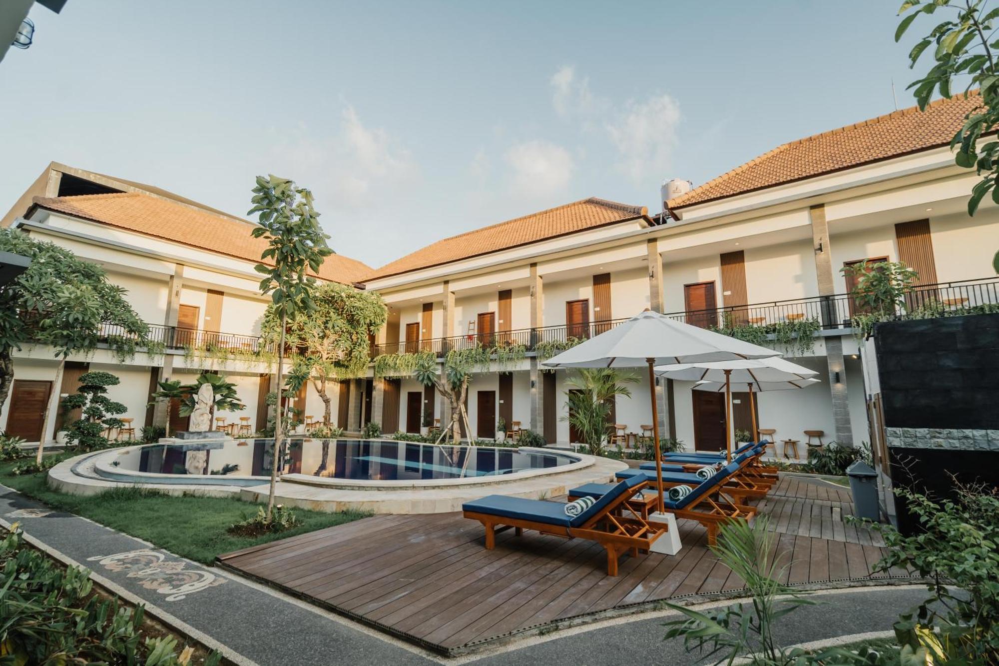 You Suite Seminyak Legian Exteriör bild